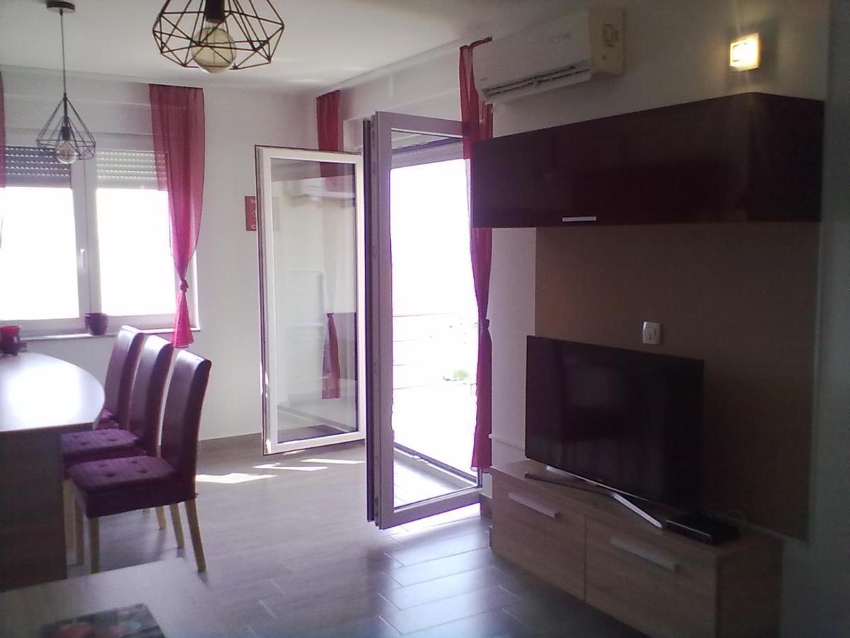 Apartman Mihalj Zadar-Rtina Miletici المظهر الخارجي الصورة